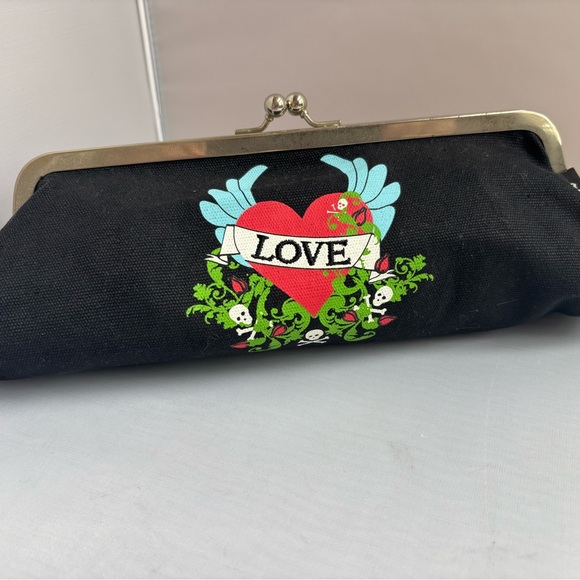 Two’s company Love Rocks Cotton Clutch - Picture 1 of 7